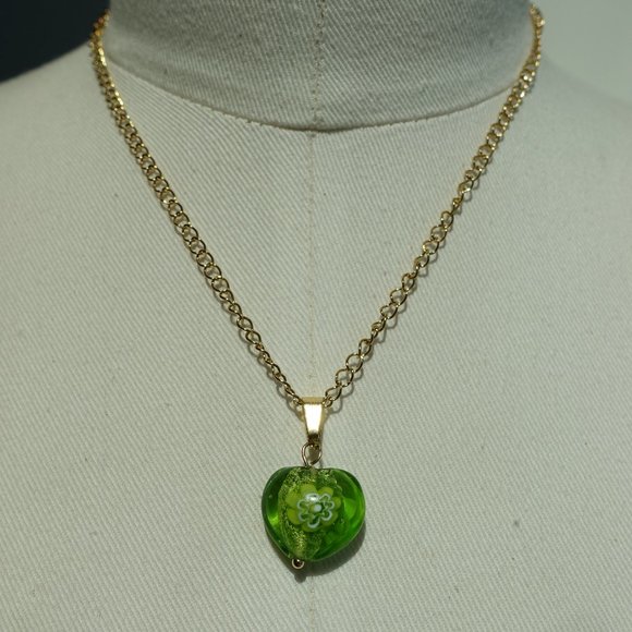 Green heart lampwork pendant gold chain non tarnish jewelry waterproof necklace - Picture 4 of 5
